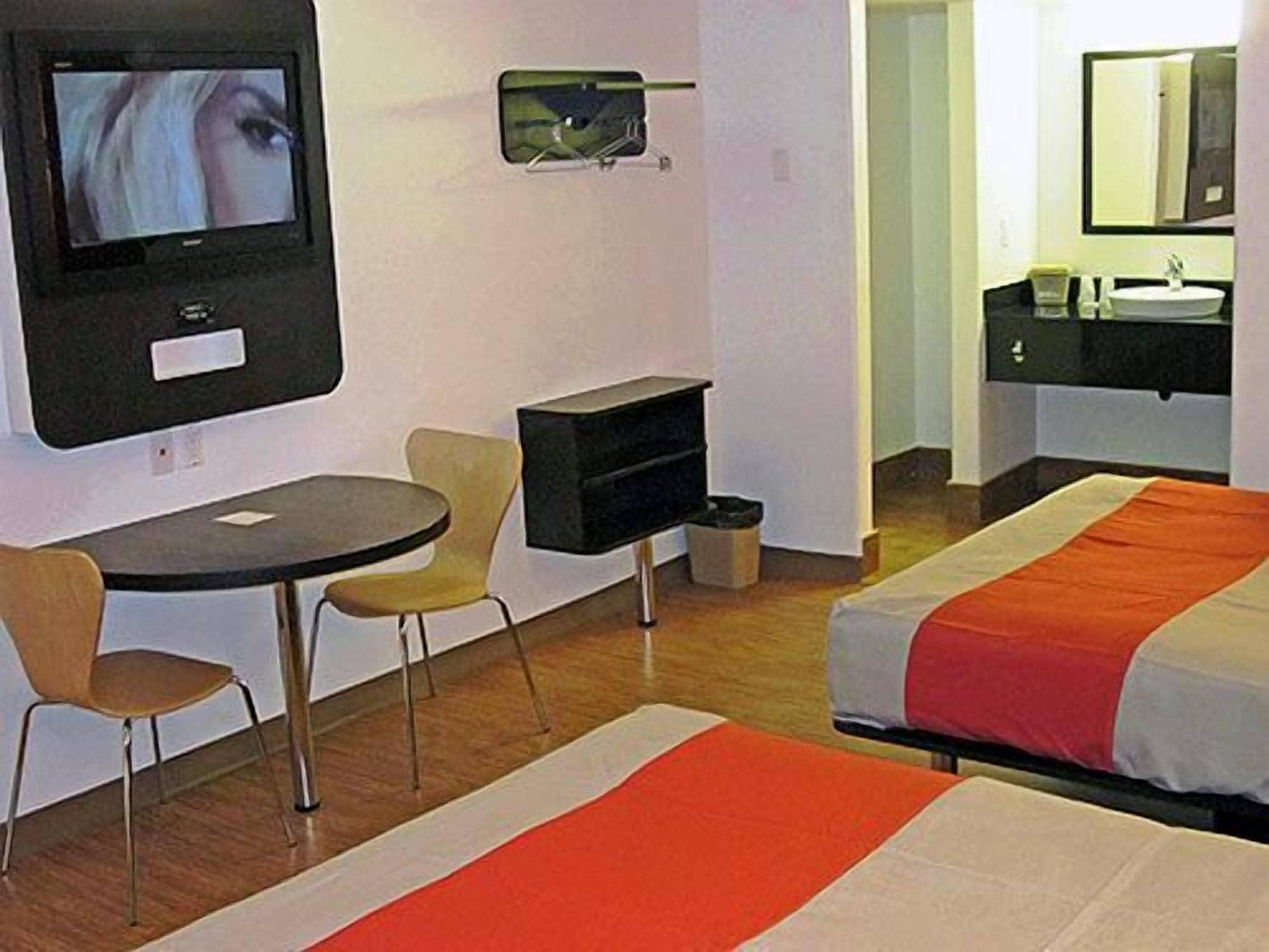 Motel 6 Victorville Zewnętrze zdjęcie