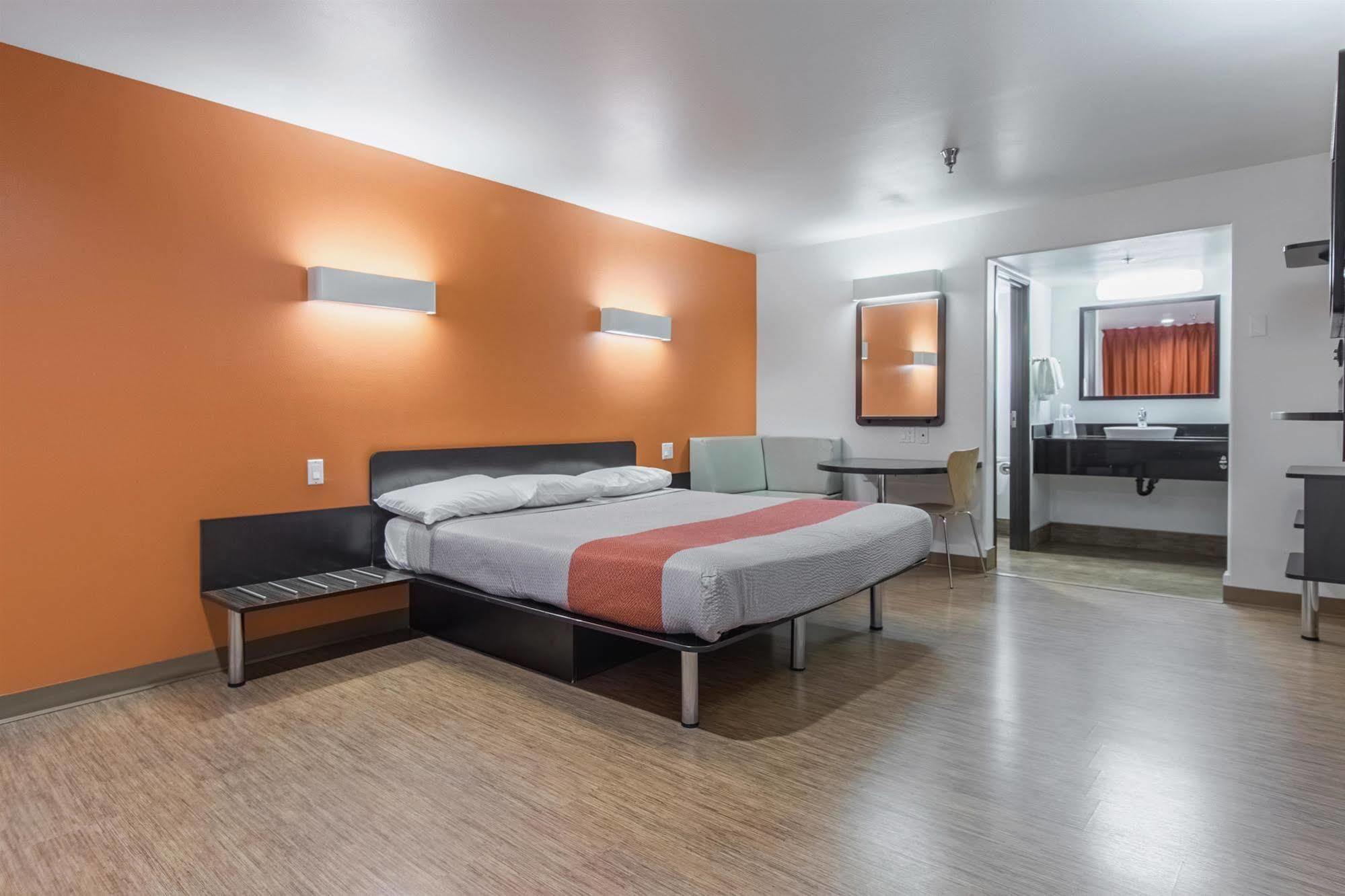 Motel 6 Victorville Zewnętrze zdjęcie