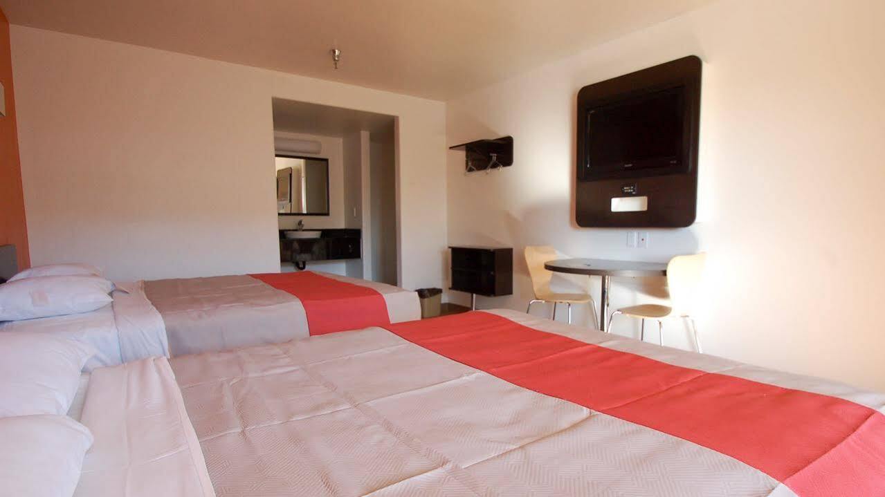 Motel 6 Victorville Zewnętrze zdjęcie