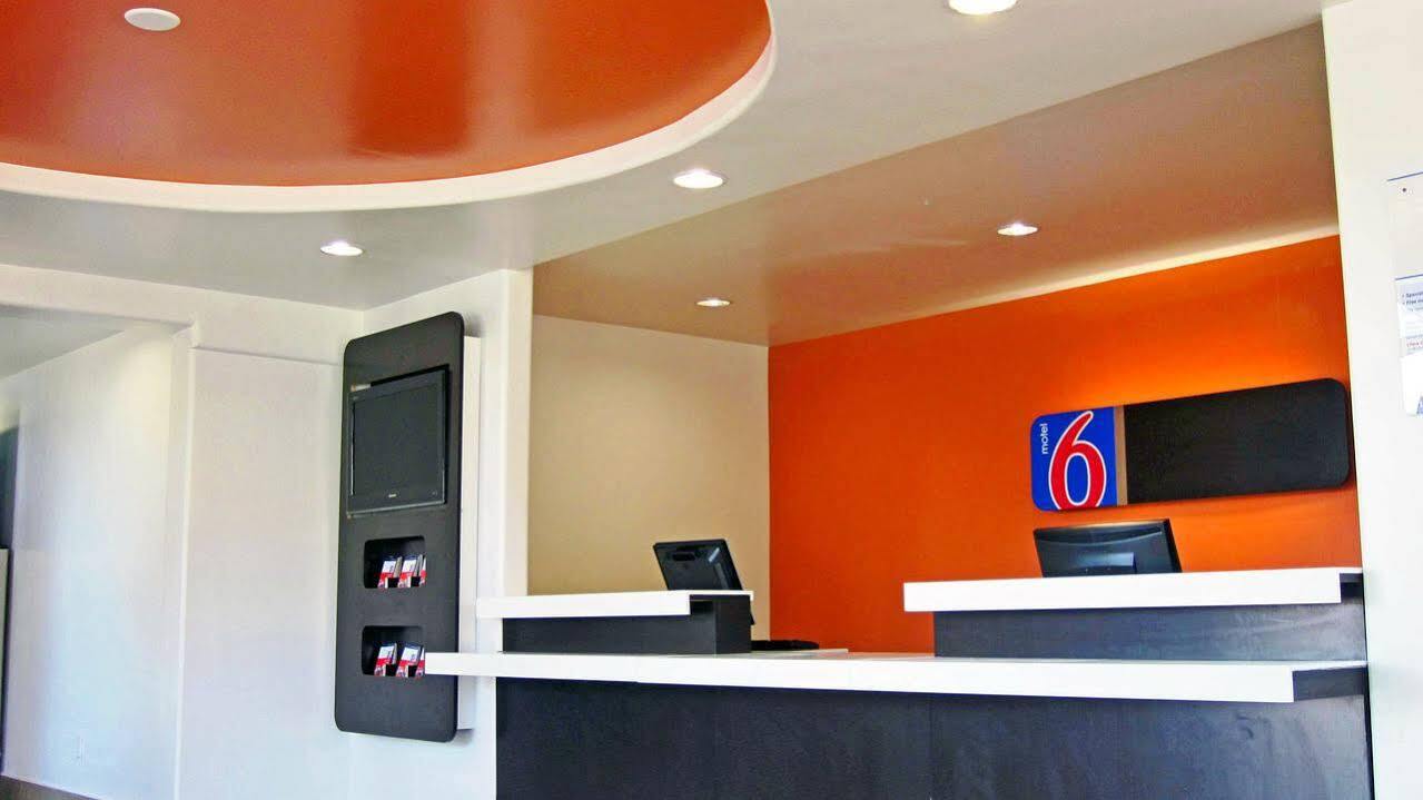 Motel 6 Victorville Zewnętrze zdjęcie